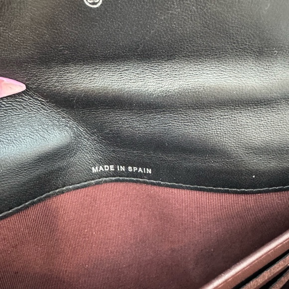 Auth Chanel Wallet With Added Chain - Picture 9 of 16